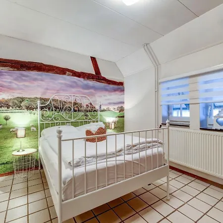 Inviting In With Garden Holiday home Voerendaal