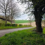 Holiday home Pet-friendly Country Escape *