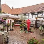 Pet-friendly Country Escape *
